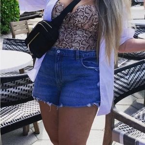 Abercrombie and Fitch High rise mom short size 18. Lightly worn.